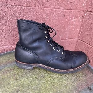 Red Wing Iron Ranger 8084 Black Leather Boots Size 10 D